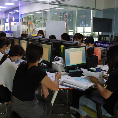 東莞市塘廈電腦培訓(xùn)學(xué)校指南及費(fèi)用解析